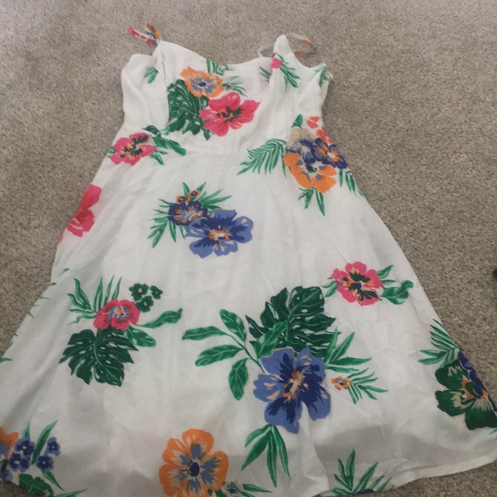 Beautiful white floral sundress